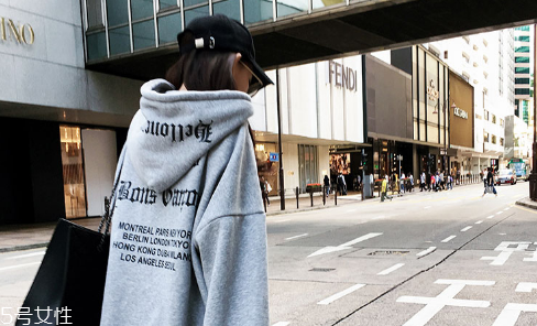 女生怎么穿帥氣？教你帥氣女孩穿搭術(shù)