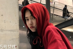 2018流行什么款式的衛(wèi)衣？這些衛(wèi)衣值得一看