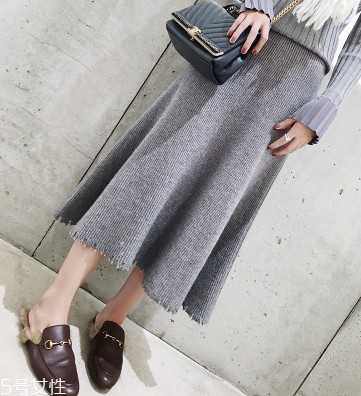 a字裙適合什么身材？氣質a字裙開春必備