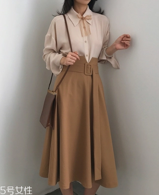 a字裙適合什么身材？氣質a字裙開春必備