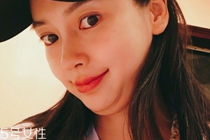 雙下巴怎么減最有效？日常習(xí)慣要注意