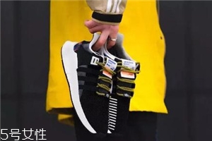 阿迪達斯有加絨鞋嗎？冬天也能穿的運動鞋