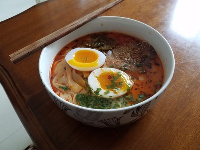 拉面說牌拉面好吃嗎？日式拉面的儀式感