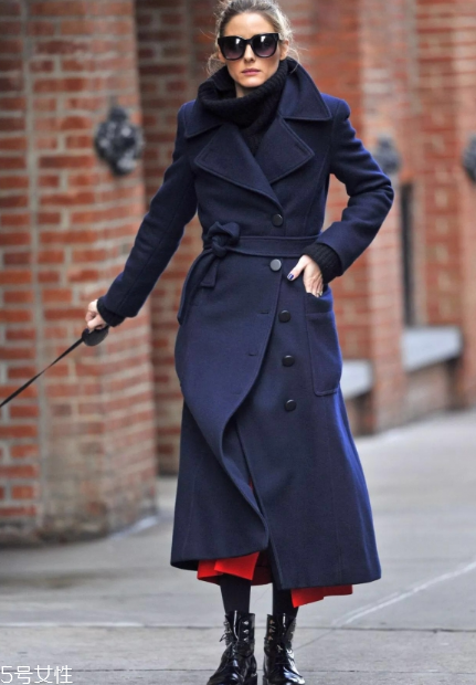 脖子短穿什么毛衣？輕松穿出天鵝頸