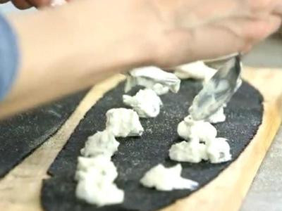 海鮮墨魚面餃子的做法 蔡健雅熱愛料理 海鮮墨魚面餃子的做法 蔡健雅熱愛料理