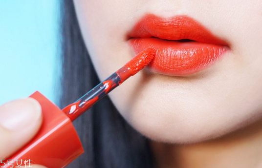 唇釉可以帶上飛機(jī)嗎？最好用的唇釉排行榜2018