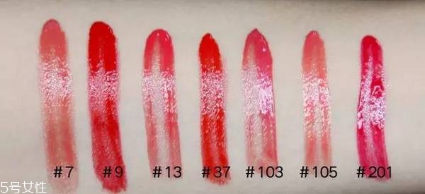 ysl唇釉哪個顏色最火？ysl唇釉的搭配技巧