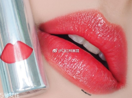 ysl圣羅蘭銀管唇釉好用嗎？蜜糖一樣水潤(rùn)柔滑