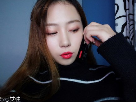 ysl圣羅蘭黑管唇釉哪個顏色好看？持久度加分