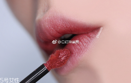 ysl圣羅蘭銀管唇釉好用嗎？蜜糖一樣水潤(rùn)柔滑