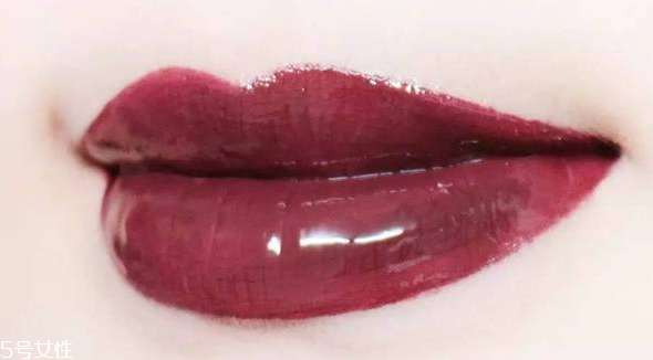 mac口紅哪個(gè)色號(hào)好看又百搭？超全試色