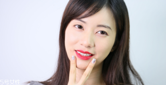 mac口紅哪個(gè)色號(hào)好看又百搭？超全試色