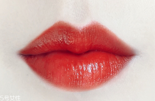 迪奧癮誘超模漆光唇釉怎么樣？人群之中你最醒目