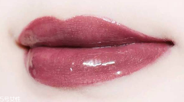 mac口紅哪個(gè)色號(hào)好看又百搭？超全試色