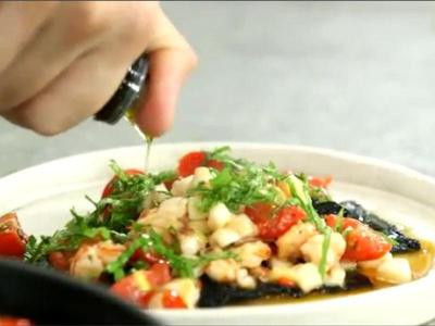 海鮮墨魚面餃子的做法 蔡健雅熱愛料理 海鮮墨魚面餃子的做法 蔡健雅熱愛料理