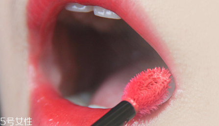 唇釉是什么東西？俗稱液體口紅