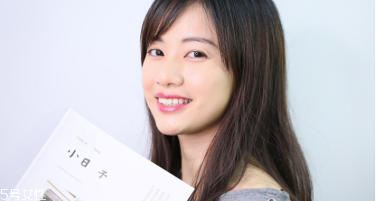 mac口紅哪個(gè)色號(hào)好看又百搭？超全試色