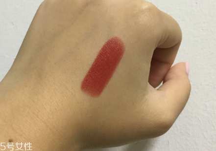 迪奧癮誘超模漆光唇釉怎么樣？人群之中你最醒目