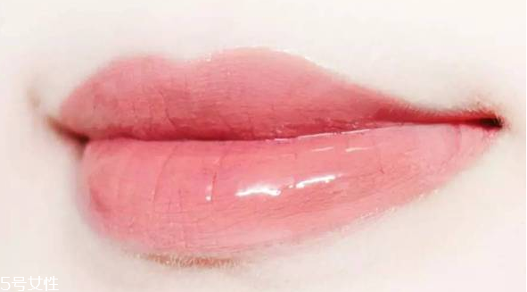 mac口紅哪個(gè)色號(hào)好看又百搭？超全試色