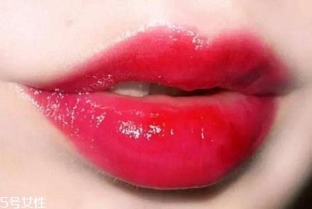 mac口紅哪個(gè)色號(hào)好看又百搭？超全試色