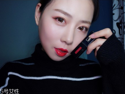 ysl圣羅蘭黑管唇釉哪個顏色好看？持久度加分