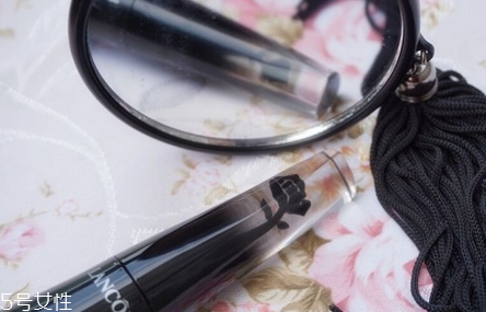 睫毛膏作用是什么？不同款型睫毛膏推薦
