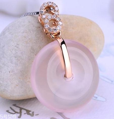 芙蓉石是粉水晶嗎？原來它們是這樣的關(guān)系