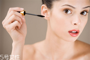 防水睫毛膏哪個(gè)牌子好用？出門約會(huì)必備神器