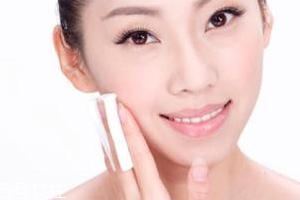 化妝棉可以用作粉撲嗎？要掌握正確方法