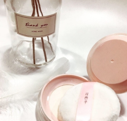 花西子是什么牌子？國貨新星品牌