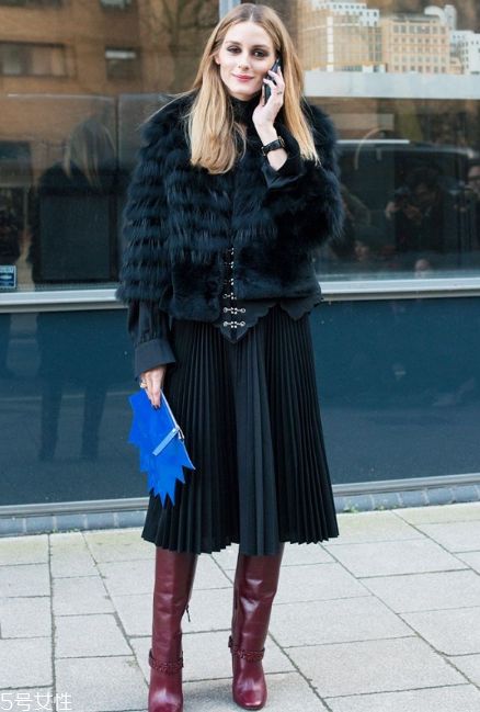 黑色皮草怎么搭配好看？教你凹足造型感
