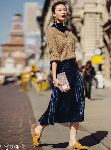 百褶裙什么顏色好看？百變女神就是你