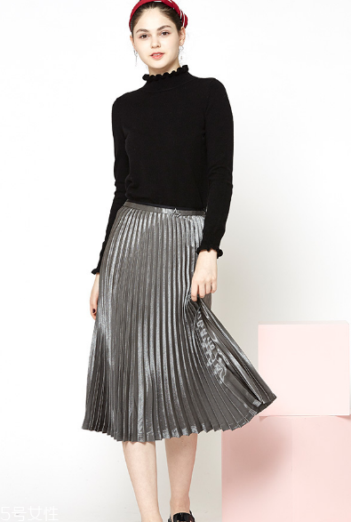 百褶裙什么顏色好看？百變女神就是你