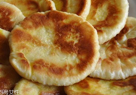 烤箱烤發(fā)面餅溫度時(shí)間 烤箱溫度決定時(shí)間長(zhǎng)算 烤箱烤發(fā)面餅溫度時(shí)間 烤箱溫度決定時(shí)間長(zhǎng)算