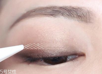 蕾絲雙眼皮貼好用嗎？蕾絲雙眼皮貼教程