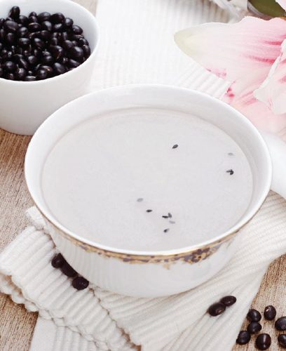 吃黑豆能使頭發(fā)變黑嗎 這樣吃可烏發(fā) 吃黑豆能使頭發(fā)變黑嗎 這樣吃可烏發(fā)