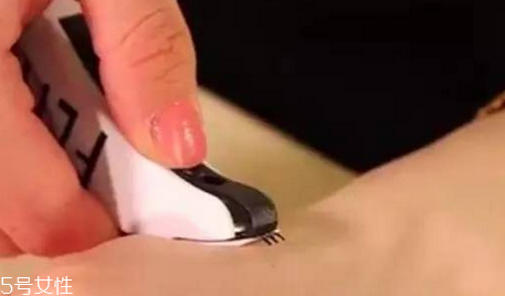 睫毛訂書機是什么？這十款睫毛膏讓你輕松放大雙眼