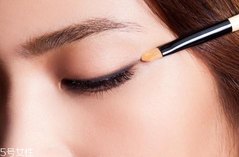 蘭蔻天鵝頸睫毛膏專柜價格 睫毛膏和眼線的使用順序 蘭蔻天鵝頸睫毛膏專柜價格 睫毛膏和眼線的使用順序