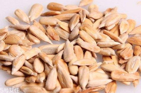 烤箱烤瓜子仁溫度時間 烤箱烤瓜子仁技巧 烤箱烤瓜子仁溫度時間 烤箱烤瓜子仁技巧