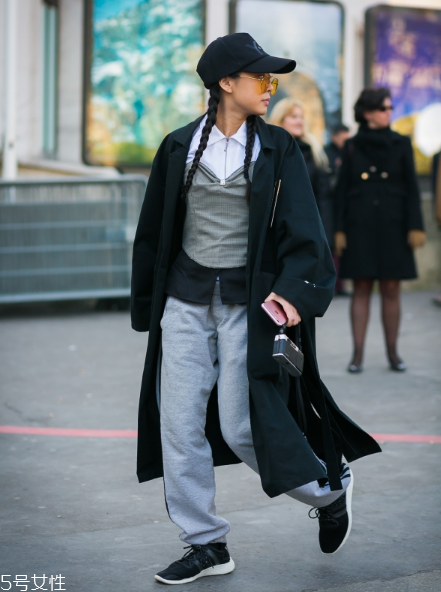 x型腿穿什么褲子好看？輕松教你打造完美腿型