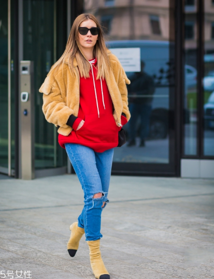 皮草搭配什么褲子好看？打造冬日新時(shí)尚