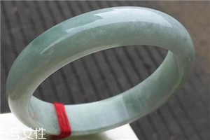 糯種翡翠屬于什么檔次？翡翠的價(jià)值你清楚嗎