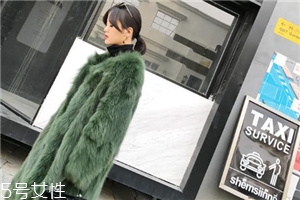 皮草可以用洗發(fā)水洗嗎？皮草最好不要水洗