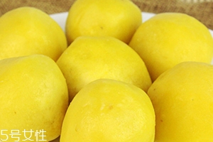 粘豆包蒸多長(zhǎng)時(shí)間能熟？用冷水還是熱水蒸