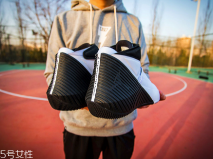 jordan why not zer0.1威少首款簽名鞋實戰(zhàn)測評 jordan why not zer0.1威少首款簽名鞋實戰(zhàn)測評
