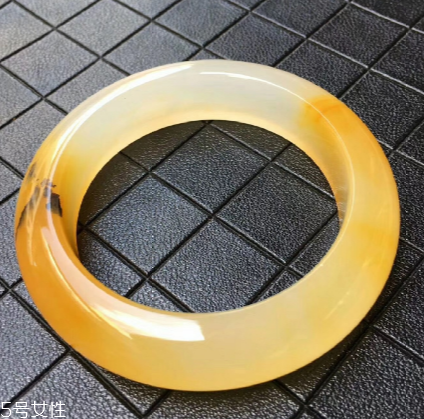 黃龍玉有收藏價(jià)值嗎？不同等級(jí)收藏價(jià)值不同