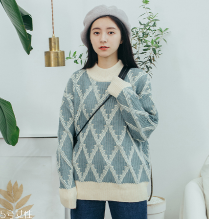 格子針織衫怎么搭配？有一種經(jīng)典叫格紋