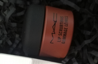 Mac口紅哪個顏色最火？6款最愛唇色試色