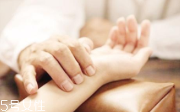 濕氣重不能吃哪些水果？西瓜香蕉不要吃