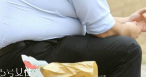 腹部脂肪堆積有哪些危害？各種癌癥等著你